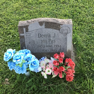 Derrik J Tenpas Derrik J Tenpas