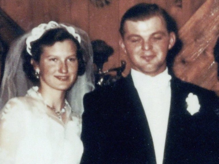 ANTHONY A. (TONY) RENKIEWICZ  JR. & REGINA LOUISE SMOLARZ WEDDING 16 OCT 1954