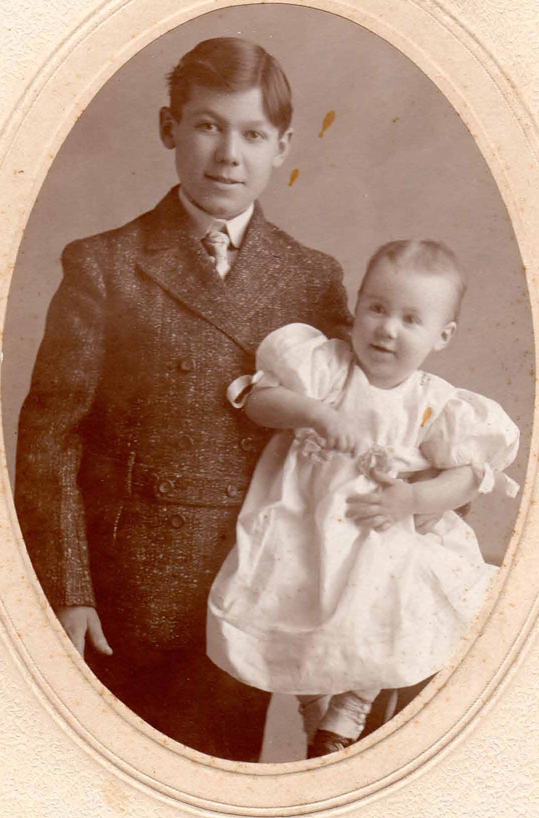 Earl and Clara Montgomery