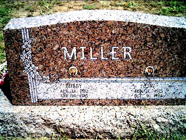 Bobby Blanche Denton Miller Grave