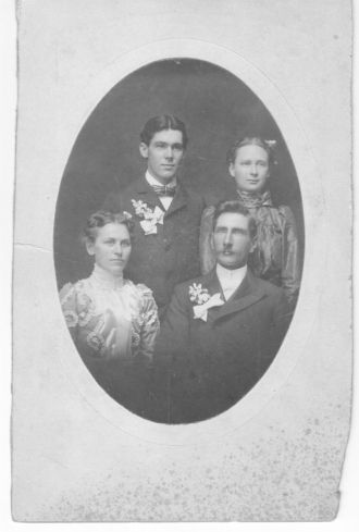 Unknown couple and 2 children