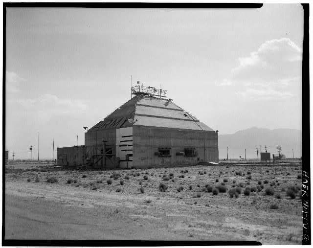 6. ARMY BLOCKHOUSE, LAUNCH COMPLEX 33: GENERAL VIEW,...