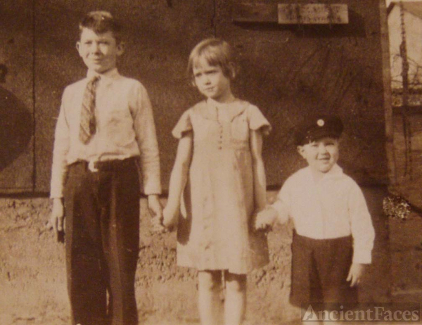 Uncle, mother, uncle mid 30s