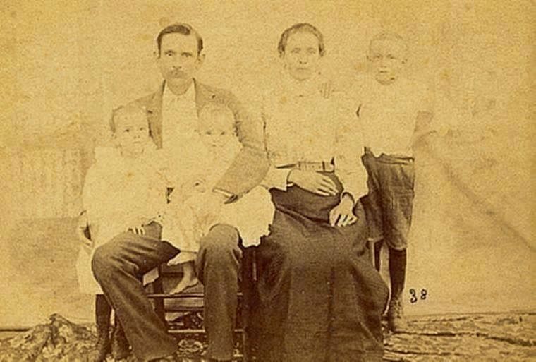 Unknown Family of 5