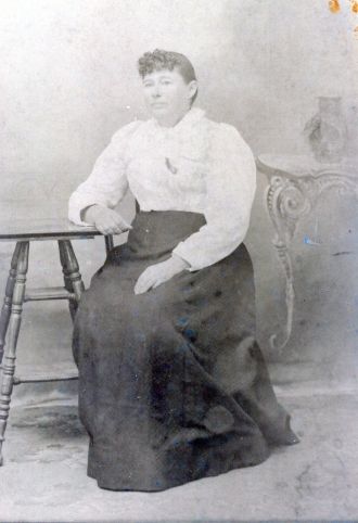 Laura Ellen Hon Simmons