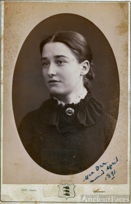 Annie Holm Orr