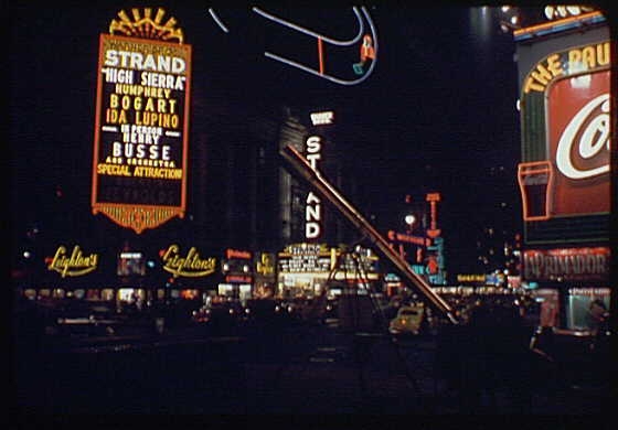 New York City views. Times Square, the telescope