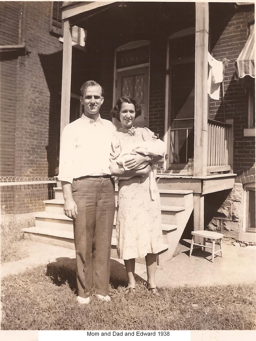 Edward & Cathryn Eigelberger Family, 1938 MO