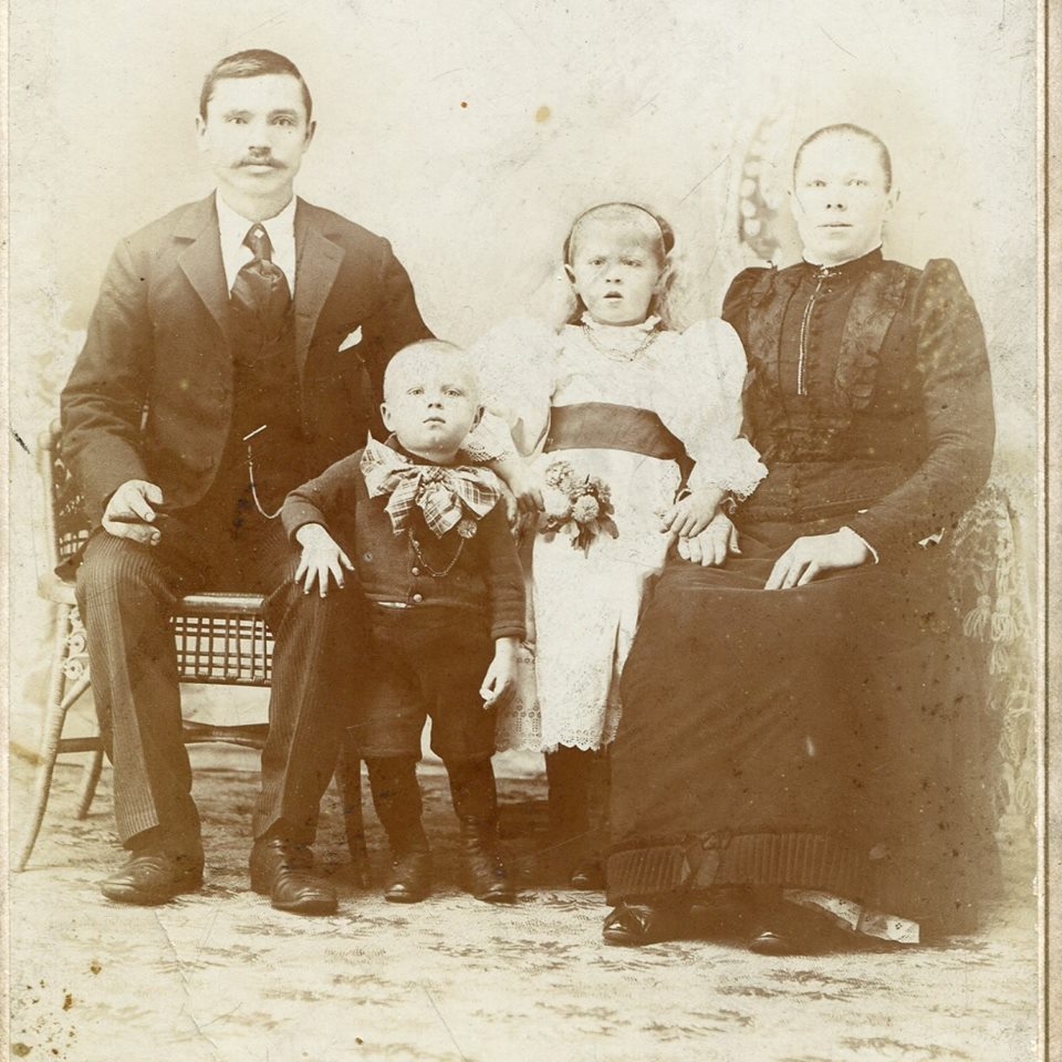 Paul Raslawsky family