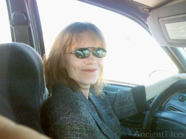 Debi Tucker