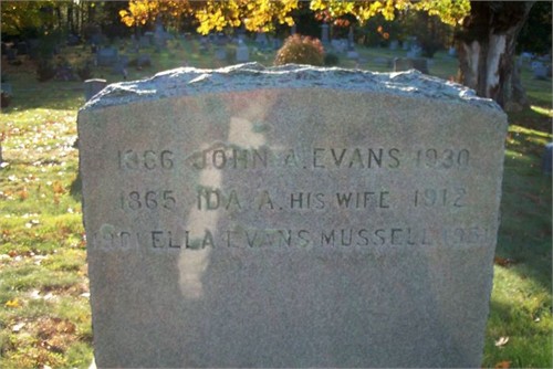 Ida Mussel Headstone, NH
