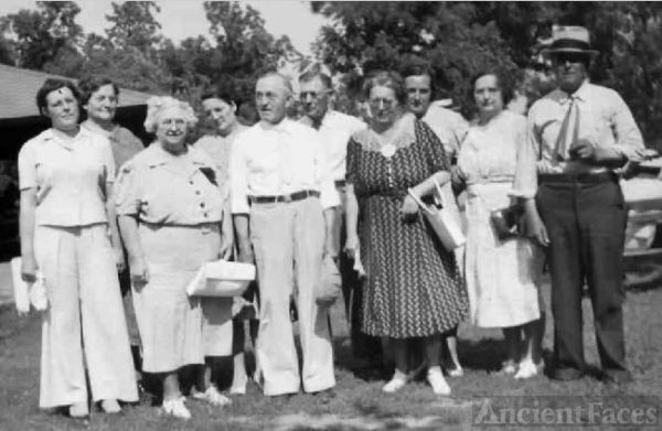Clark, Thompson, Seeger Family