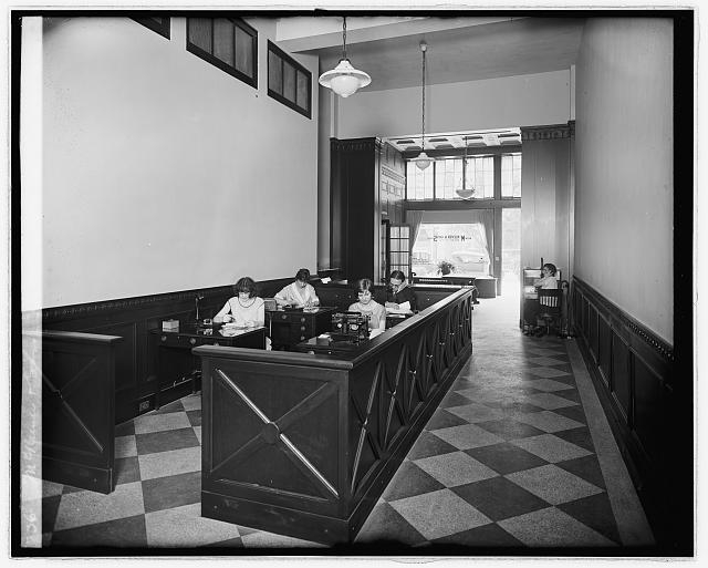 McKeever & Goss, interior ofc.