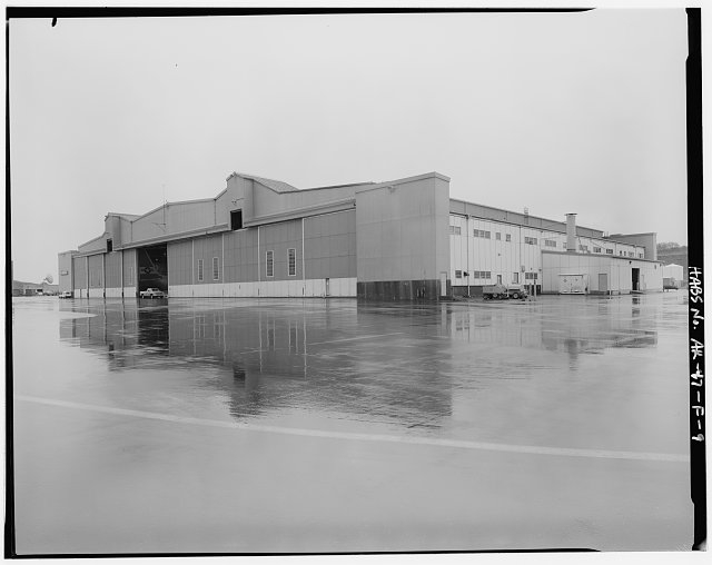 9. INTERIOR VIEW LOOKING NORTHWEST - Kodiak Naval...