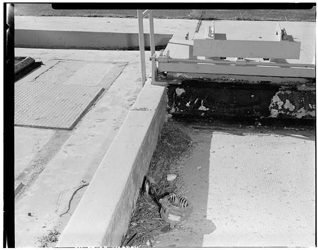 40. VIEW SHOWING TOP OF 'CATFISH' SILO, LOOKING SOUTH...
