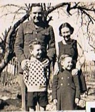 Winnie, Ian, & Terry Robinson, England 1944