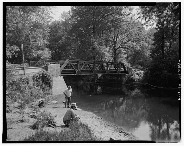 4. VIEW NORTH, LOOKING AT ENTIRE SOUTH SIDE OF BRIDGE -...