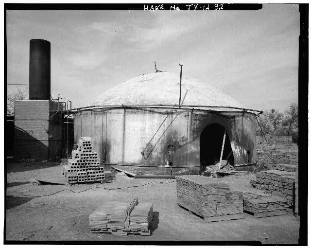 32. GENERAL VIEW OF THE STEEL WRAPPED KILN; 1950'S MODEL....