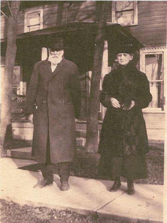 John Byron Ady & Loretta Elizabeth Sowle 1918