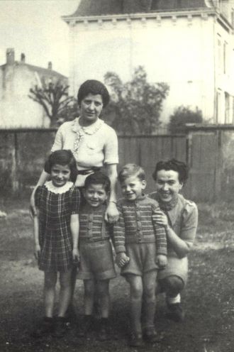 Jean and Bernard Samuel family 