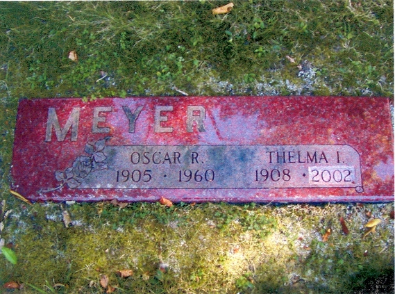 Oscar Meyer & Thelma Sparks gravestone