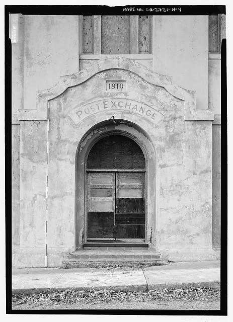 Detail view of main entrance with scale - Fort McDowell,...