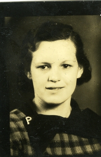 Ramona Perry, 1932