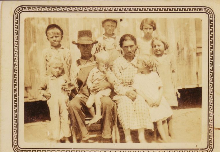 George Thomas Gann Family Picture