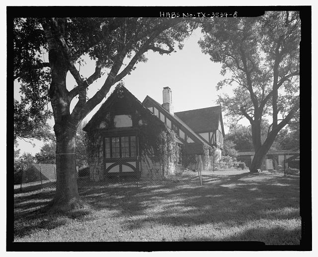 End view looking northeast - Reed Hall, 3200 Bowman...