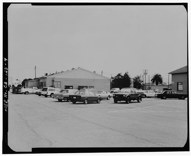 4. CONTEXTUAL VIEW, BLDGS. 1, 60, 85. - Oakland Army...