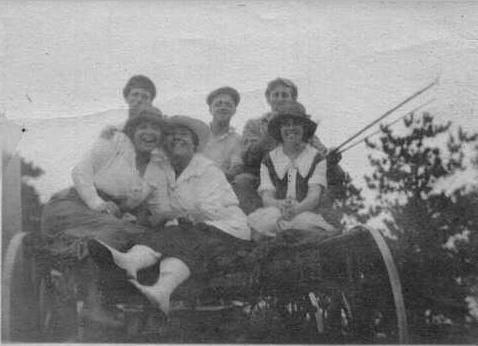George & Ella Ames & Family, 1919
