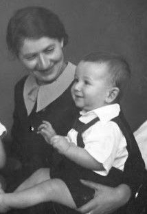 Tommy & his mother Ilse