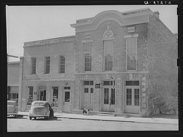 Post office, Masonic temple and drug store. Virginia...
