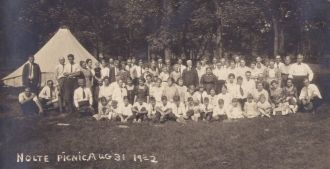 Nolte Family Reunion - Hampton, IA 1922