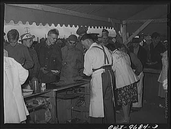 Butte, Montana. Serving free lunch to volunteer workers...