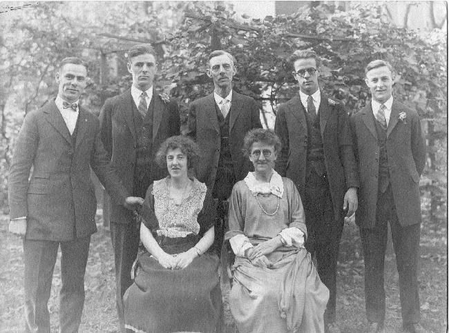 Arthur Hallatt Family
