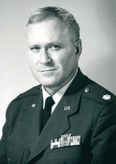 Lt Col Sloan