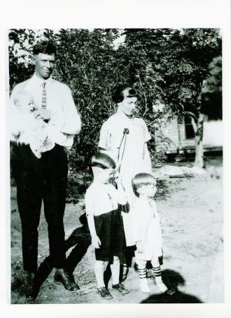 Robert Lee & Elizabeth Seitz family
