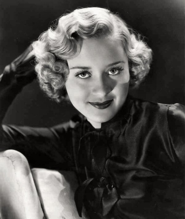 Marian Marsh 002