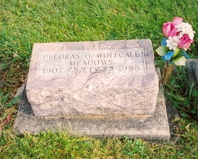 Deloras O. Fisher gravestone