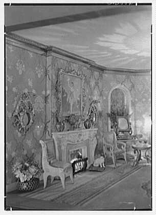 Mrs. Edward Titus (Mme Helena Rubenstein), residence at...