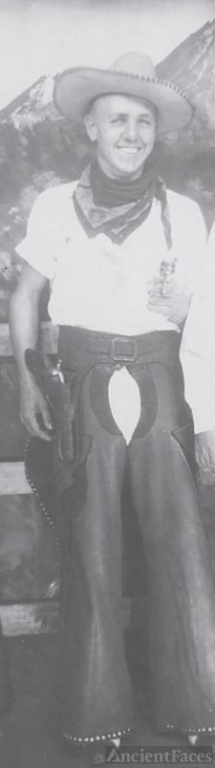 Irvin Rolfe Phippeny, Texas 1940's