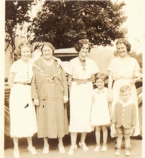 Grandmom Hoover and daughters