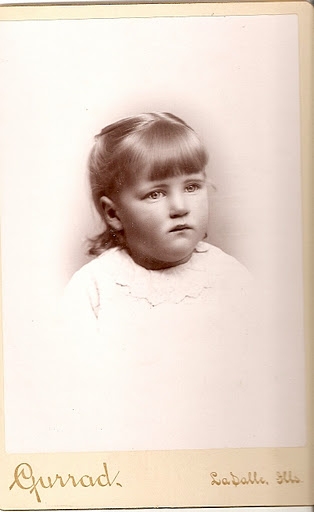 Unknown little girl, La Salle Illinois