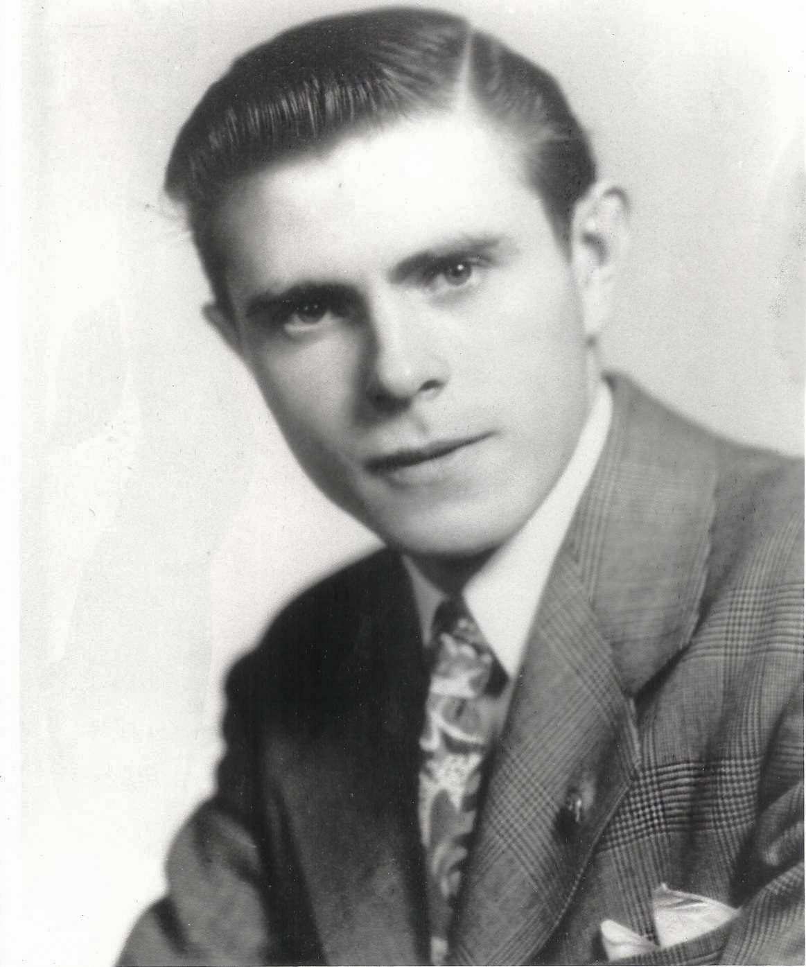 Bert Andrews