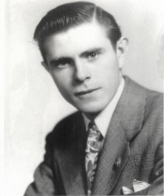 Bert Andrews