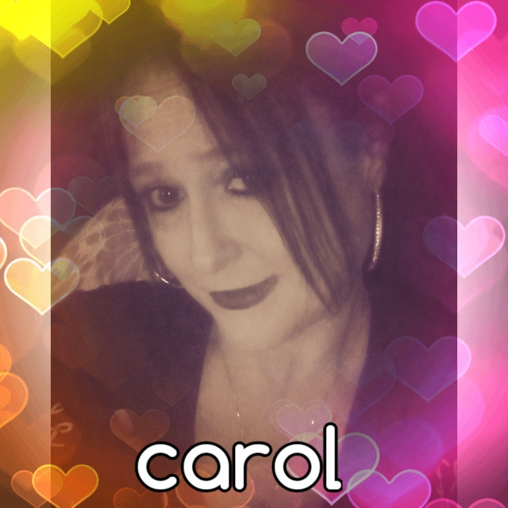 Daddy" queen 👑 carol his only child
,