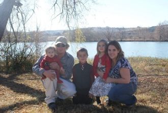 Manda and Russell Hicks family