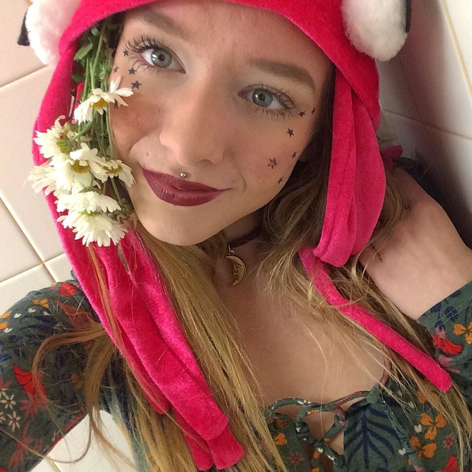 22