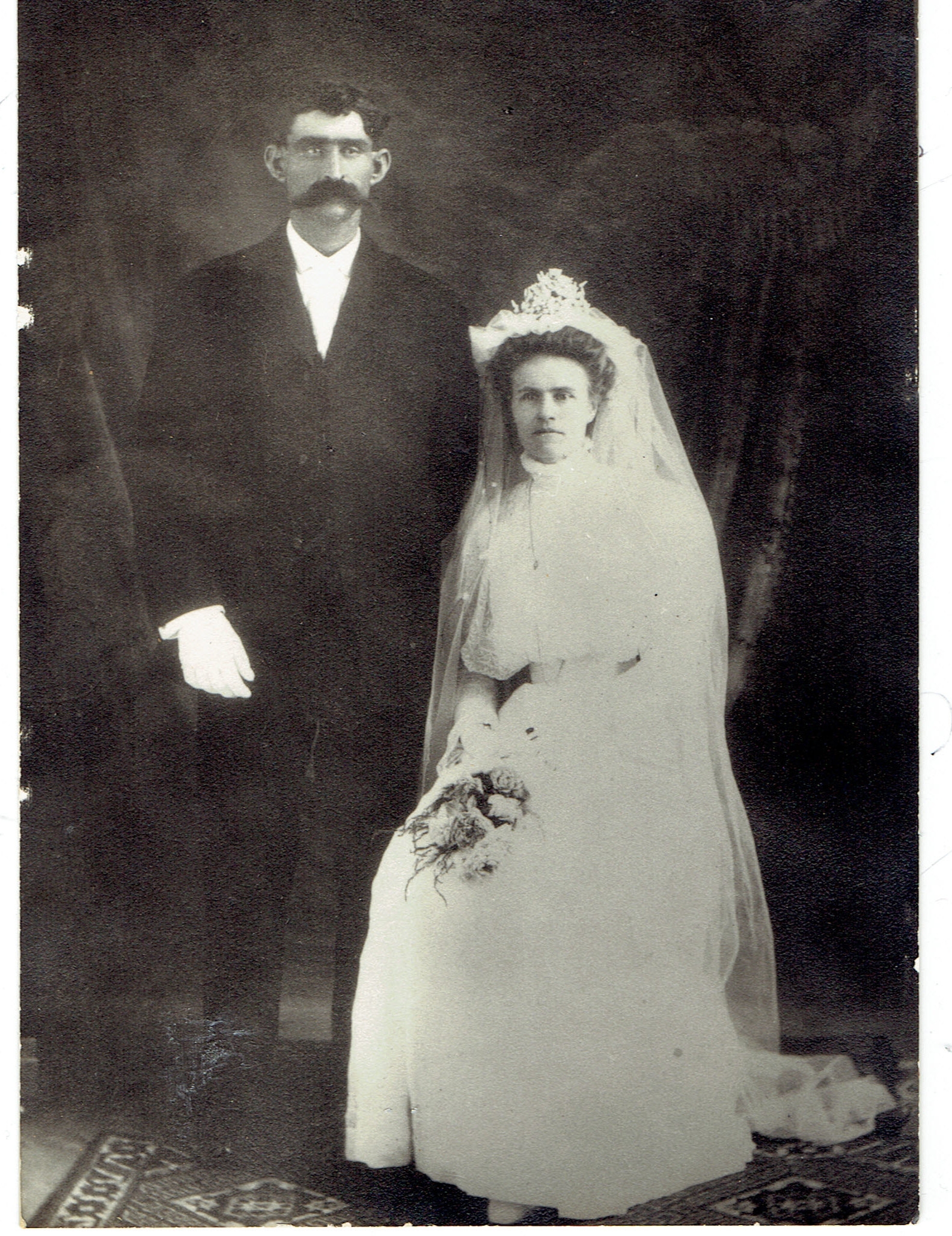 Ira and Minnie (Maley) Ogden